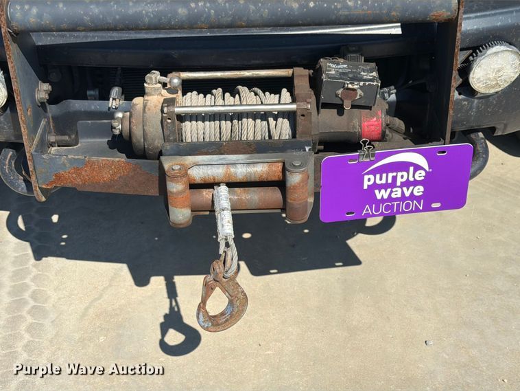 image for item EX4592 2012 Dodge RAM 5500 Heavy Duty bucket truck
