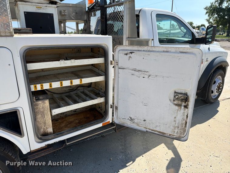 image for item EX4592 2012 Dodge RAM 5500 Heavy Duty bucket truck