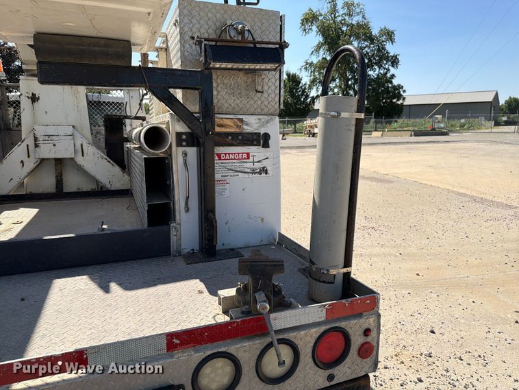 image for item EX4592 2012 Dodge RAM 5500 Heavy Duty bucket truck