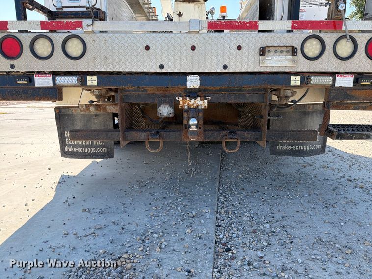 image for item EX4592 2012 Dodge RAM 5500 Heavy Duty bucket truck