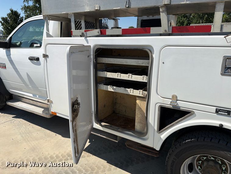 image for item EX4592 2012 Dodge RAM 5500 Heavy Duty bucket truck