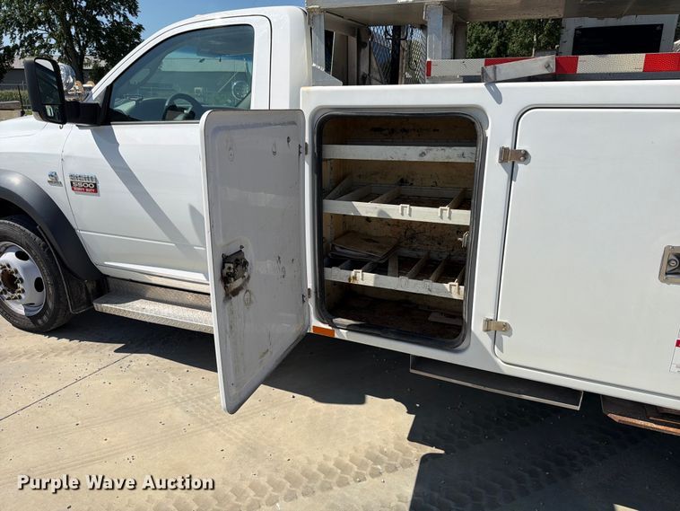 image for item EX4592 2012 Dodge RAM 5500 Heavy Duty bucket truck