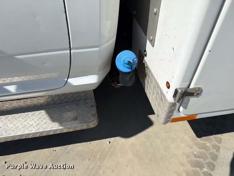 image for item EX4592 2012 Dodge RAM 5500 Heavy Duty bucket truck
