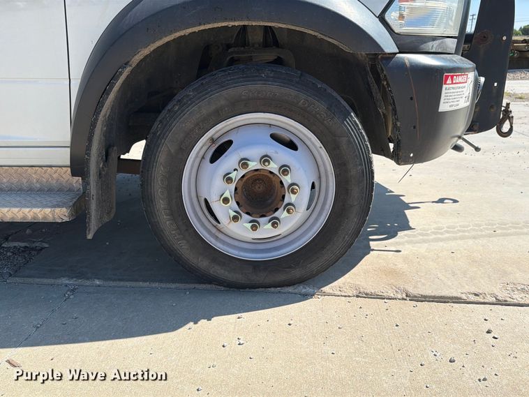 image for item EX4592 2012 Dodge RAM 5500 Heavy Duty bucket truck