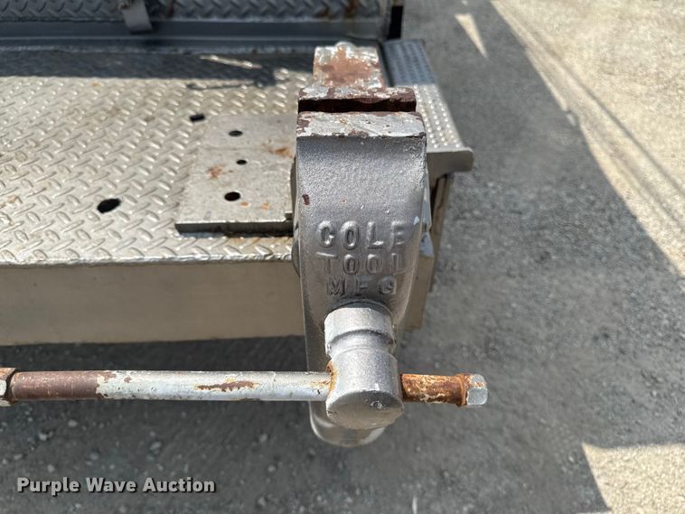 image for item FB5768 1986 Ford LN7000 utility / service truck