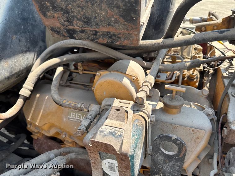 image for item FB5768 1986 Ford LN7000 utility / service truck