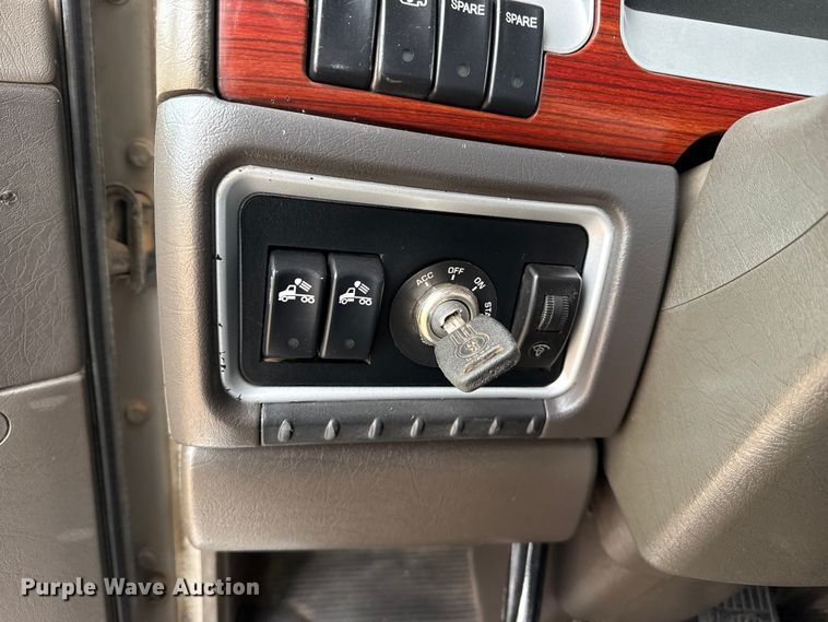 image for item FB6794 2008 Kenworth W900 semi truck