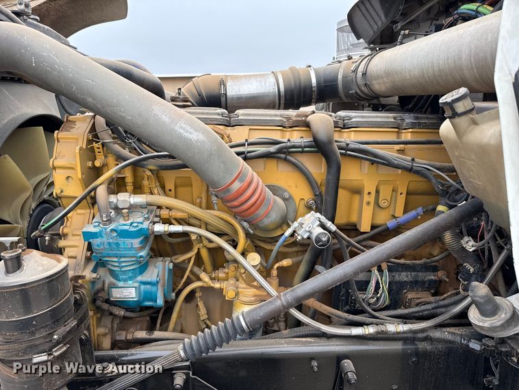 image for item FB6794 2008 Kenworth W900 semi truck