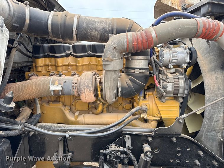 image for item FB6794 2008 Kenworth W900 semi truck