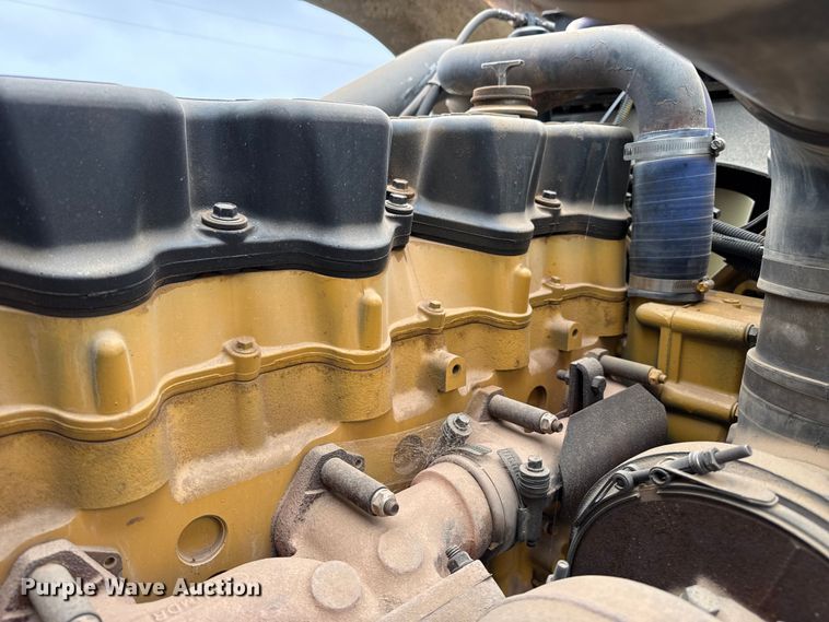 image for item FB6794 2008 Kenworth W900 semi truck