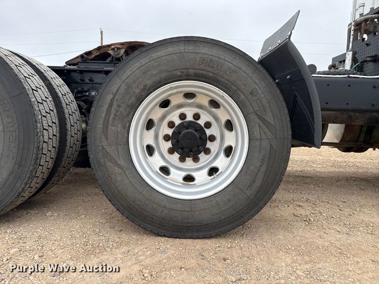 image for item FB6794 2008 Kenworth W900 semi truck