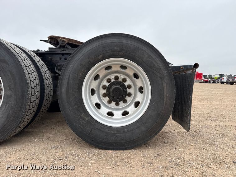 image for item FB6794 2008 Kenworth W900 semi truck