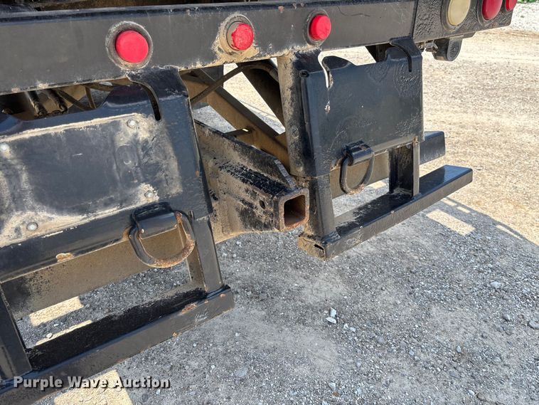 image for item FC1893 2006 Ford F750 Super Duty XLT rollback truck