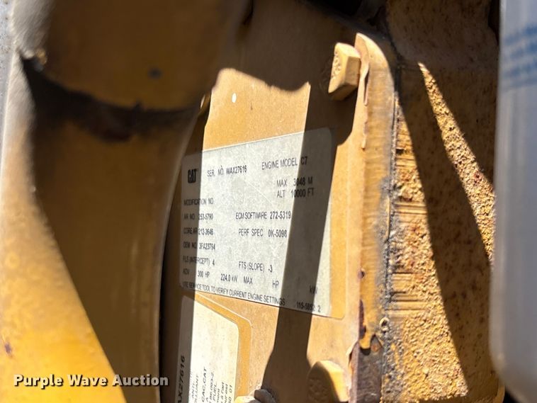 image for item FC1893 2006 Ford F750 Super Duty XLT rollback truck
