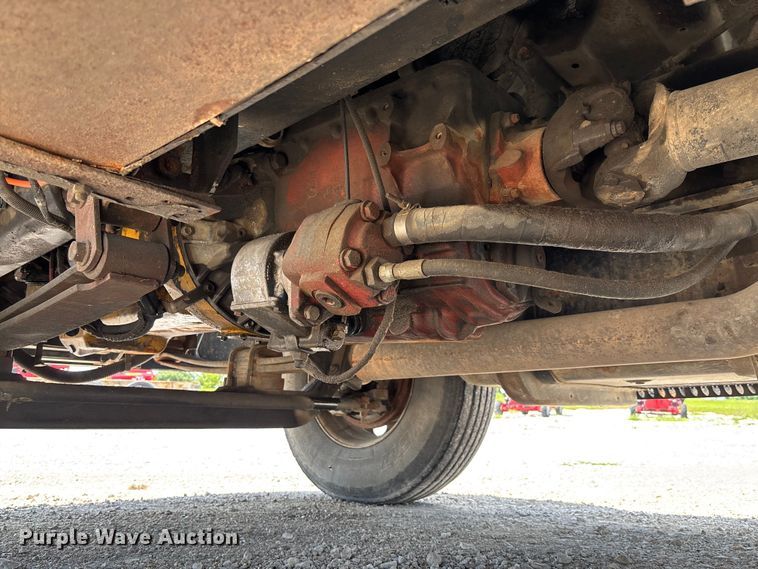 image for item FC1893 2006 Ford F750 Super Duty XLT rollback truck