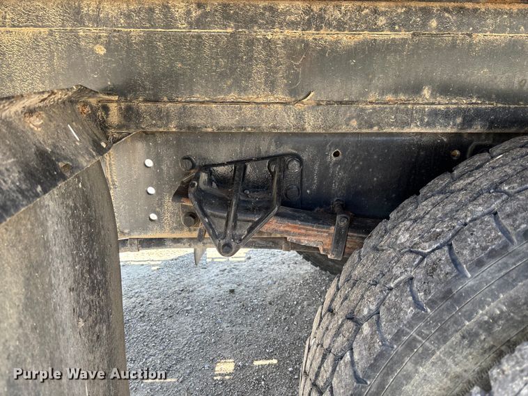image for item FC1893 2006 Ford F750 Super Duty XLT rollback truck