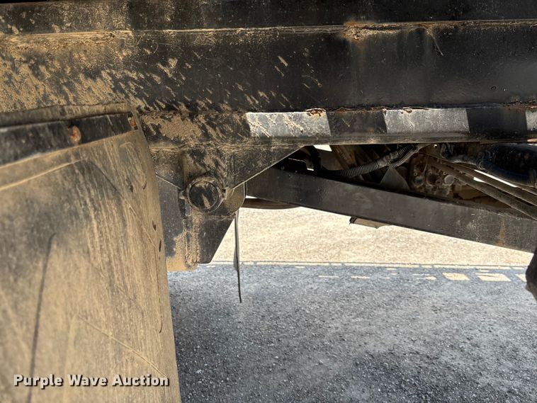 image for item FC1893 2006 Ford F750 Super Duty XLT rollback truck