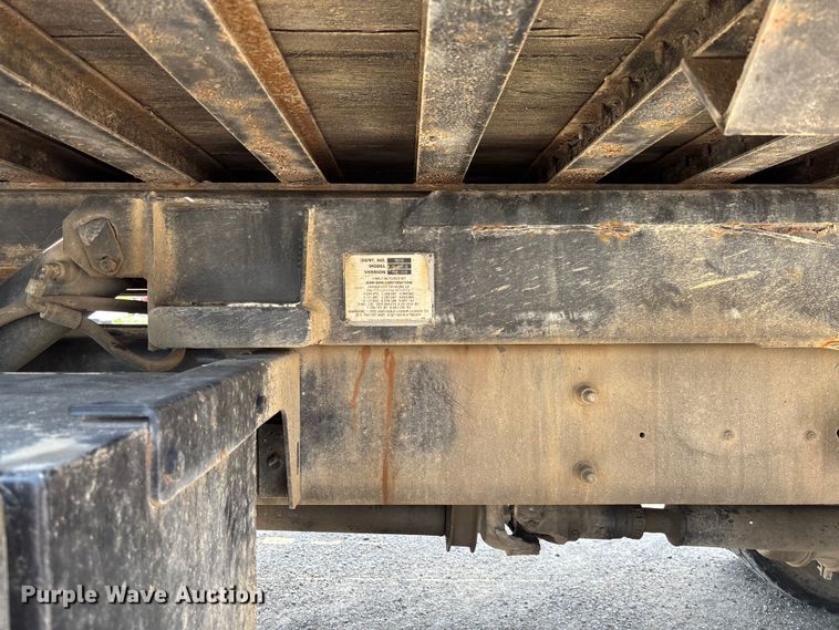 image for item FC1893 2006 Ford F750 Super Duty XLT rollback truck