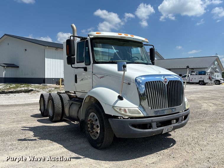 image for item FC1894 2008 International TranStar 8600 semi truck