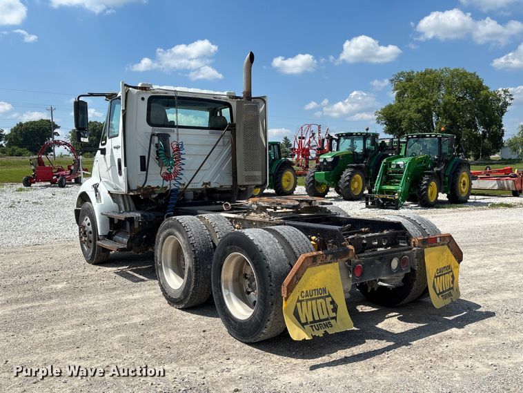 image for item FC1894 2008 International TranStar 8600 semi truck