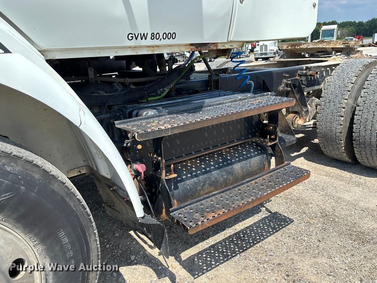 image for item FC1894 2008 International TranStar 8600 semi truck