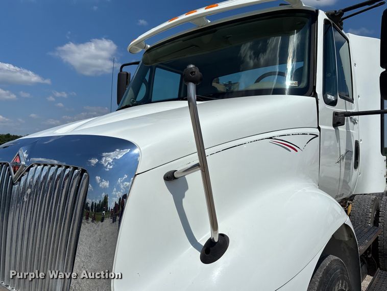 image for item FC1894 2008 International TranStar 8600 semi truck