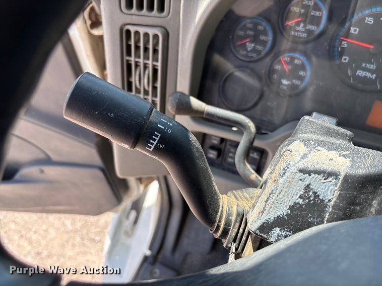 image for item FC1894 2008 International TranStar 8600 semi truck