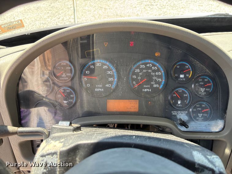 image for item FC1894 2008 International TranStar 8600 semi truck