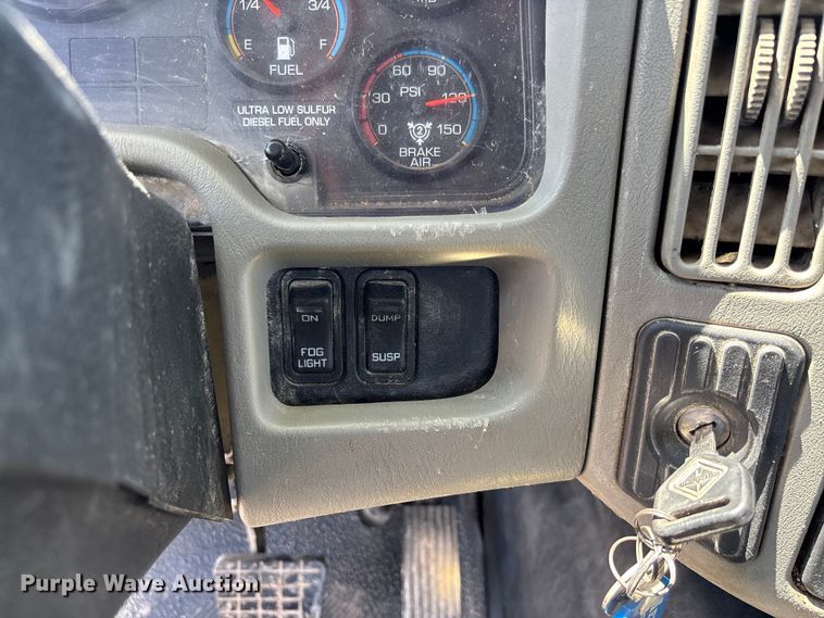 image for item FC1894 2008 International TranStar 8600 semi truck