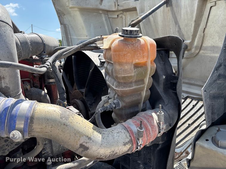 image for item FC1894 2008 International TranStar 8600 semi truck