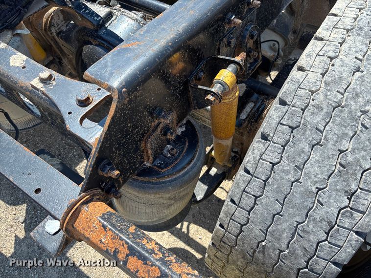 image for item FC1894 2008 International TranStar 8600 semi truck