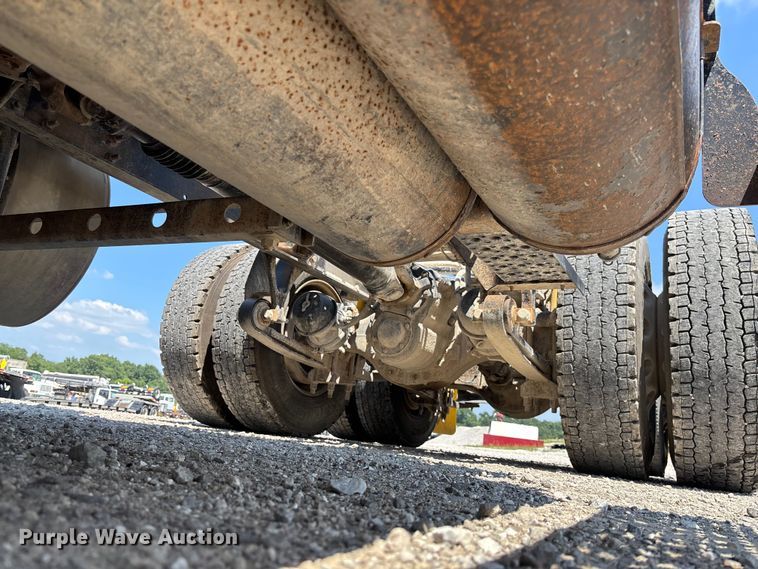 image for item FC1894 2008 International TranStar 8600 semi truck