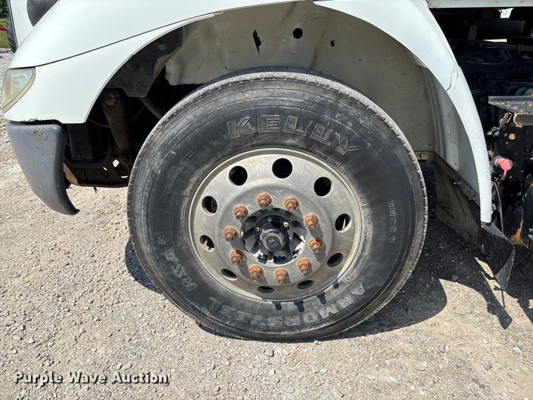 image for item FC1894 2008 International TranStar 8600 semi truck