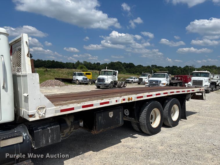image for item FC1895 1998 International 8100 rollback truck