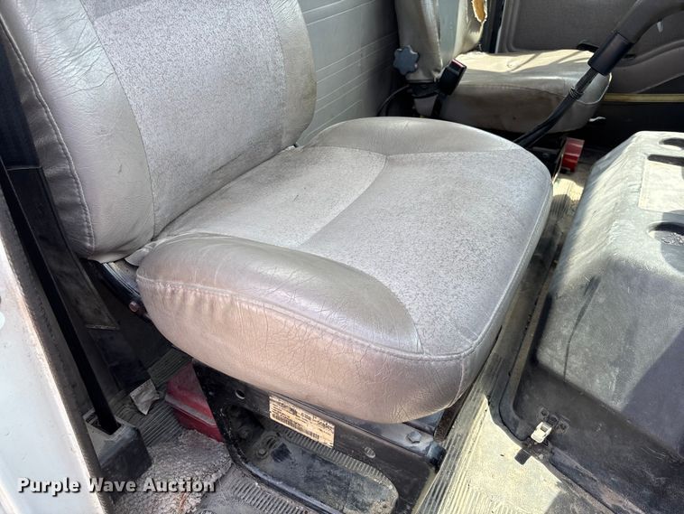 image for item FC1895 1998 International 8100 rollback truck