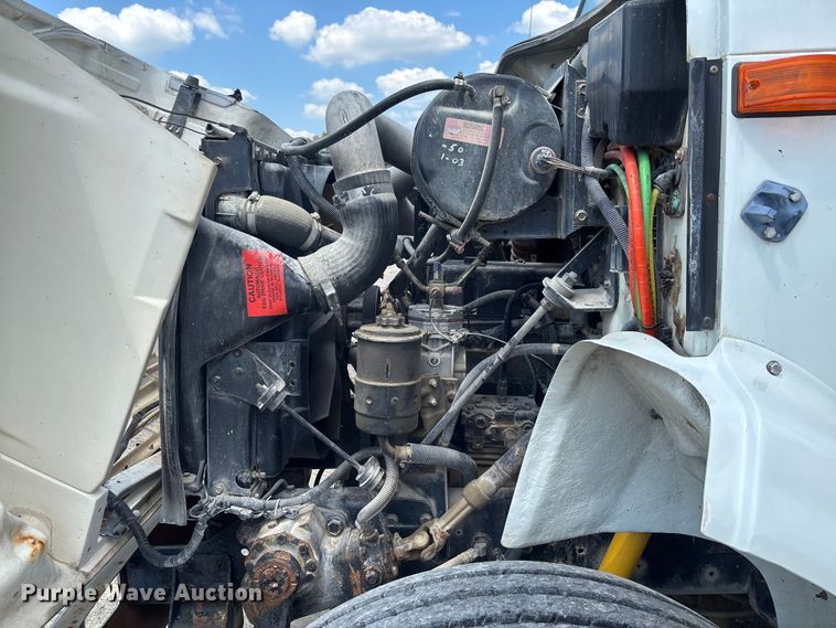 image for item FC1895 1998 International 8100 rollback truck