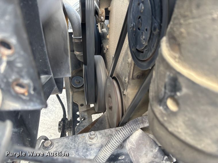 image for item FC1895 1998 International 8100 rollback truck