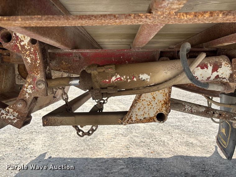 image for item FC1895 1998 International 8100 rollback truck
