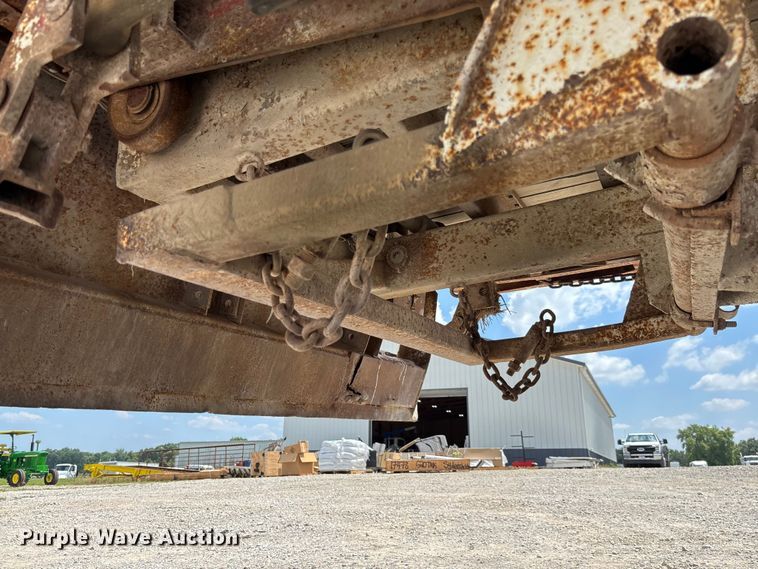 image for item FC1895 1998 International 8100 rollback truck