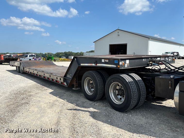 image for item FC1896 2008 Palomino Muvall double drop deck equipment trailer
