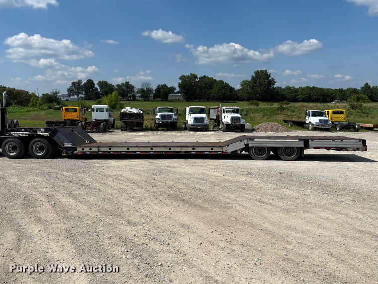 image for item FC1896 2008 Palomino Muvall double drop deck equipment trailer