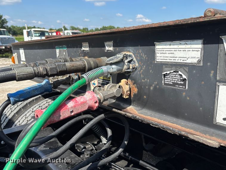 image for item FC1896 2008 Palomino Muvall double drop deck equipment trailer