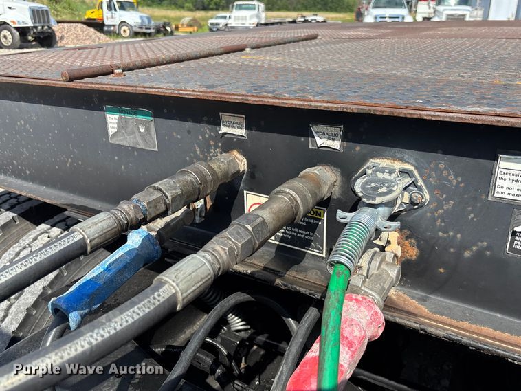 image for item FC1896 2008 Palomino Muvall double drop deck equipment trailer