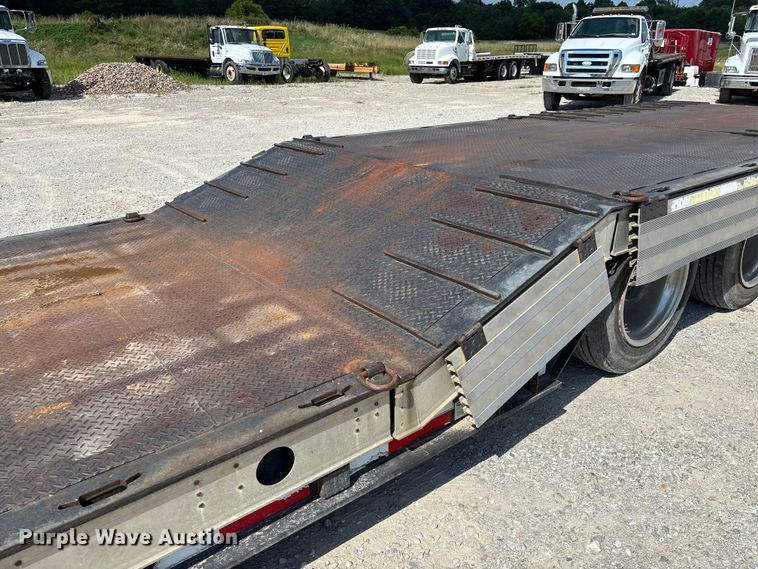 image for item FC1896 2008 Palomino Muvall double drop deck equipment trailer