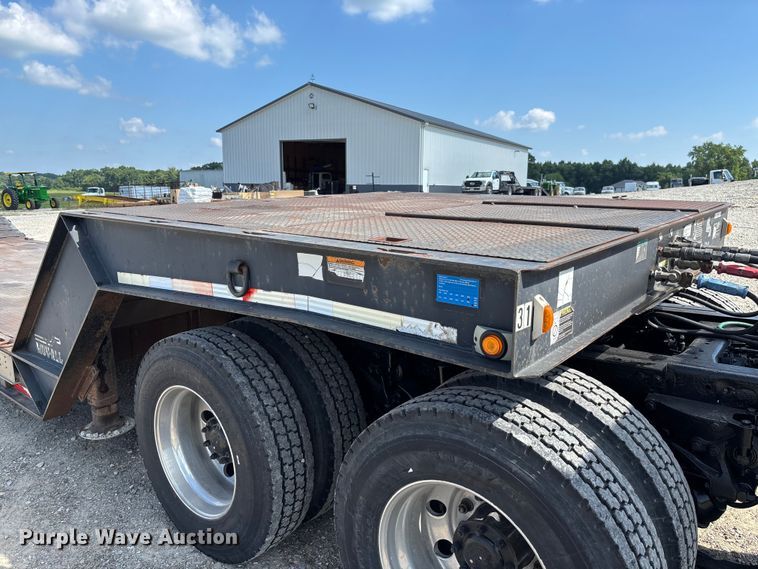 image for item FC1896 2008 Palomino Muvall double drop deck equipment trailer