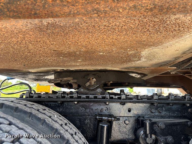 image for item FC1896 2008 Palomino Muvall double drop deck equipment trailer