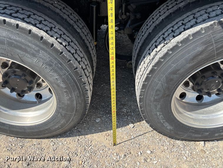 image for item FC1896 2008 Palomino Muvall double drop deck equipment trailer