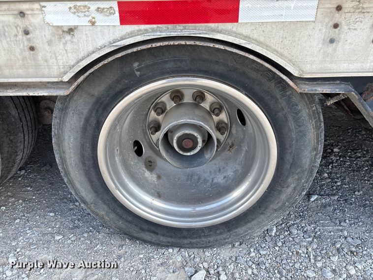 image for item FC1896 2008 Palomino Muvall double drop deck equipment trailer