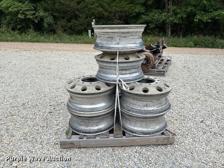 image for item FC1918 (8) Alcoa 22.5