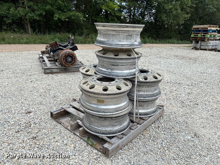 image for item FC1918 (8) Alcoa 22.5